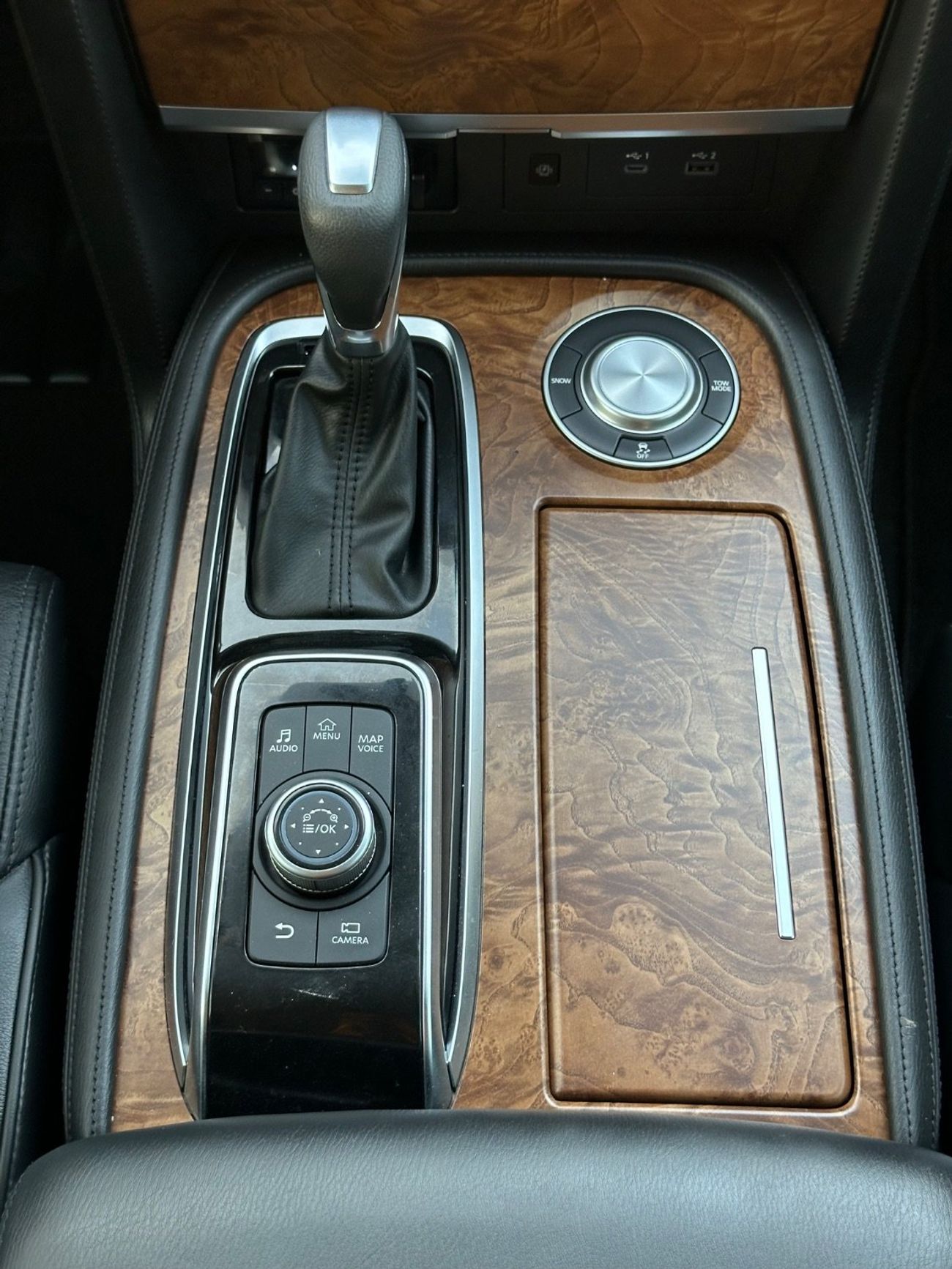 نيسان أرمادا SL 360 camera,Sunroof Full option