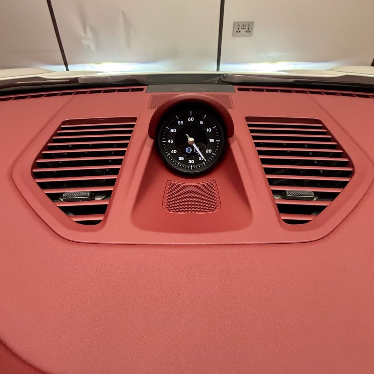 بورش 911 Carrera 3.0L (444 HP) Coupe