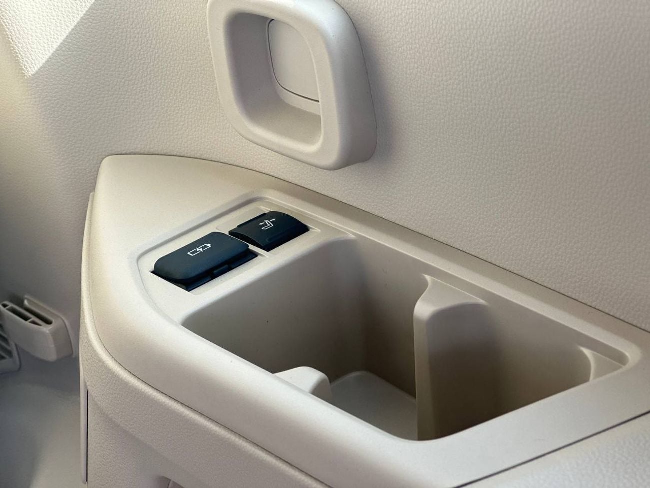 Toyota Land Cruiser VX 4.0L PTR A/T // 2026 // High Option With 360 Camera , Memory Seat , Cooling & Heater Seats // Spe