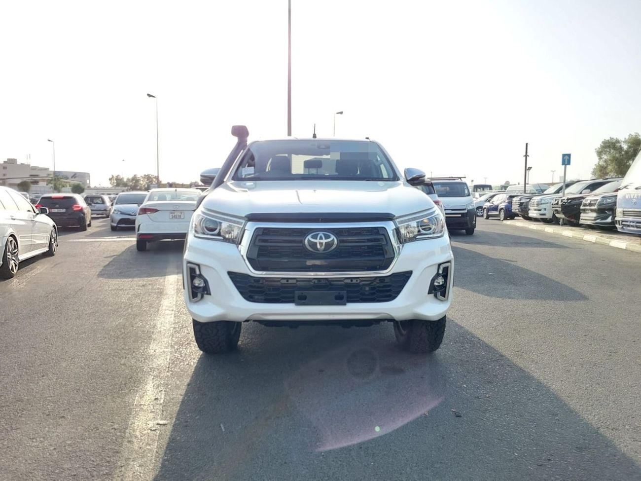 Toyota Hilux TOYOTA HILUX PICK UP RHD 2019 MODEL 2.8 L DIESEL AUTOMATIC(PM21706)