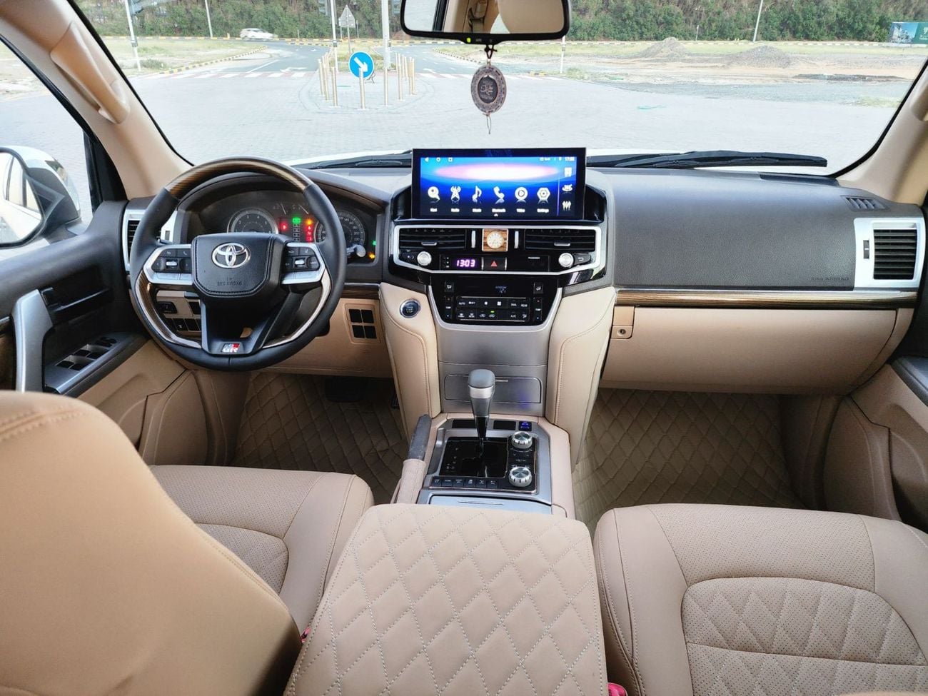 تويوتا لاند كروزر GX.R V6 upgrade 2024