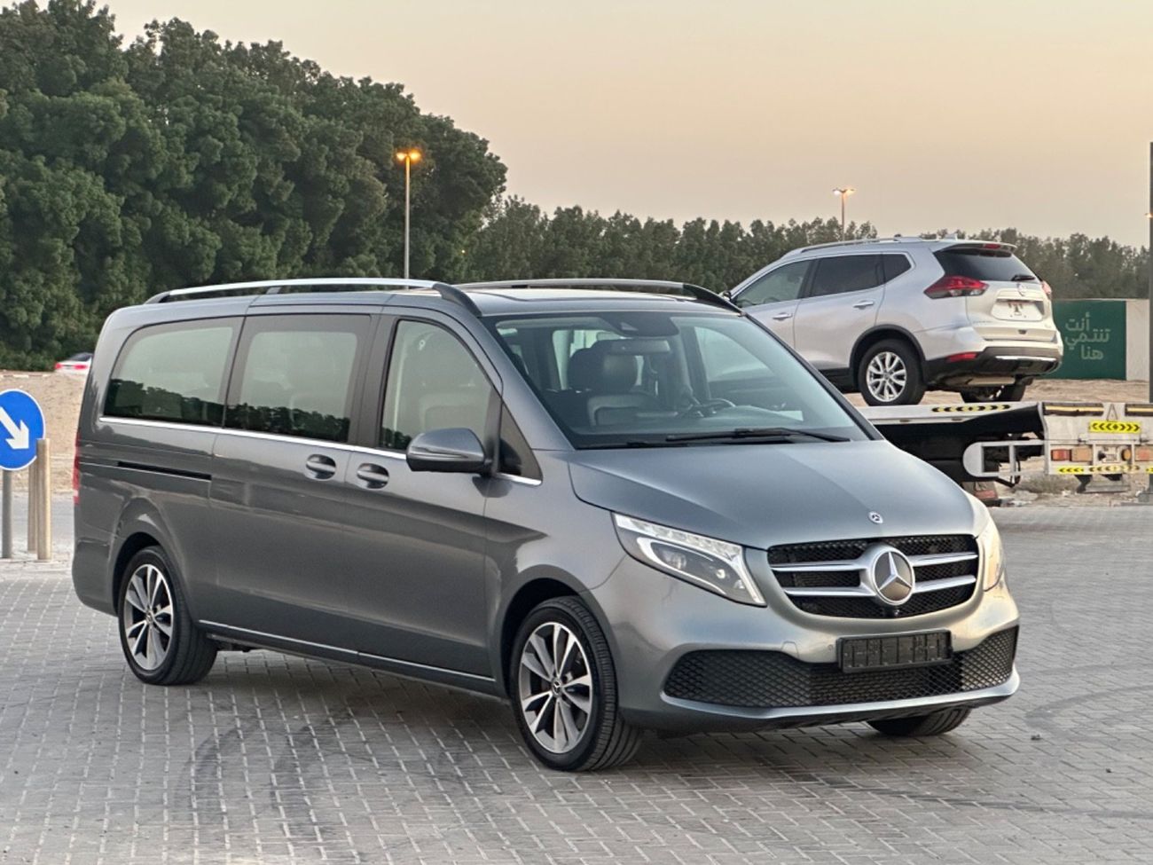 Mercedes-Benz V 250 Std 2.1L MODEL 2020 GCC CAR PERFECT CONDITION INSIDE AND OUTSIDEE