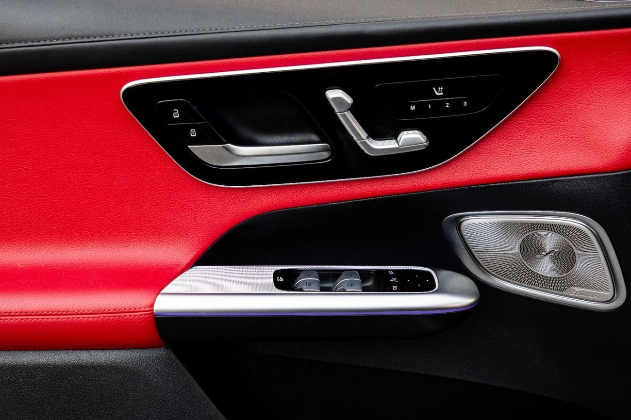 Mercedes-Benz GLC 200 3,917 P.M | 0% Downpayment | GLC 200 GARGASH WARRANTY!