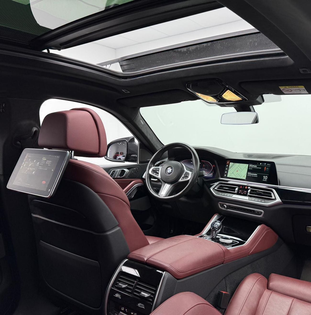 BMW X6 M50i 4.4L 2022 BMW X6 M50i,Warranty ,Full BMW Service History, GCC