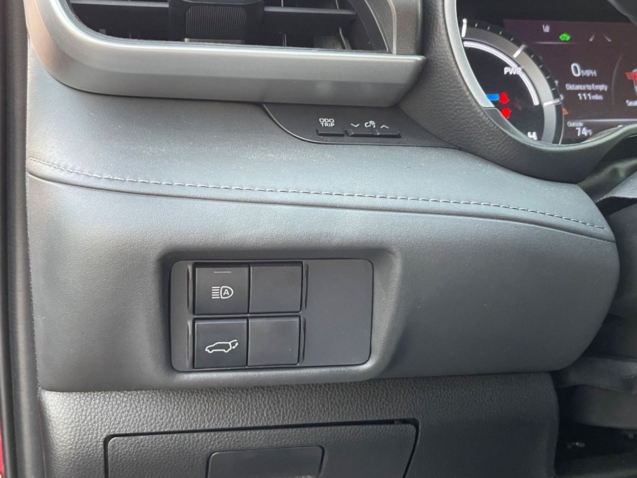 Toyota Highlander 2021 TOYOTA HIGHLANDER XLE HYBRID 4x4 IMPORTED FROM USA