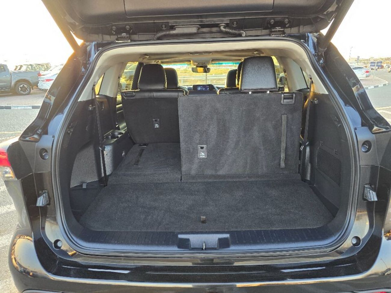 Toyota Highlander 2023 Model 2.4cc engine Sunroof, 4x4 and 7 seater