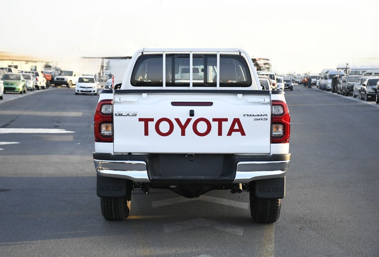 Toyota Hilux 2.7L V4 AT With Air Composer  Push Start Full Option