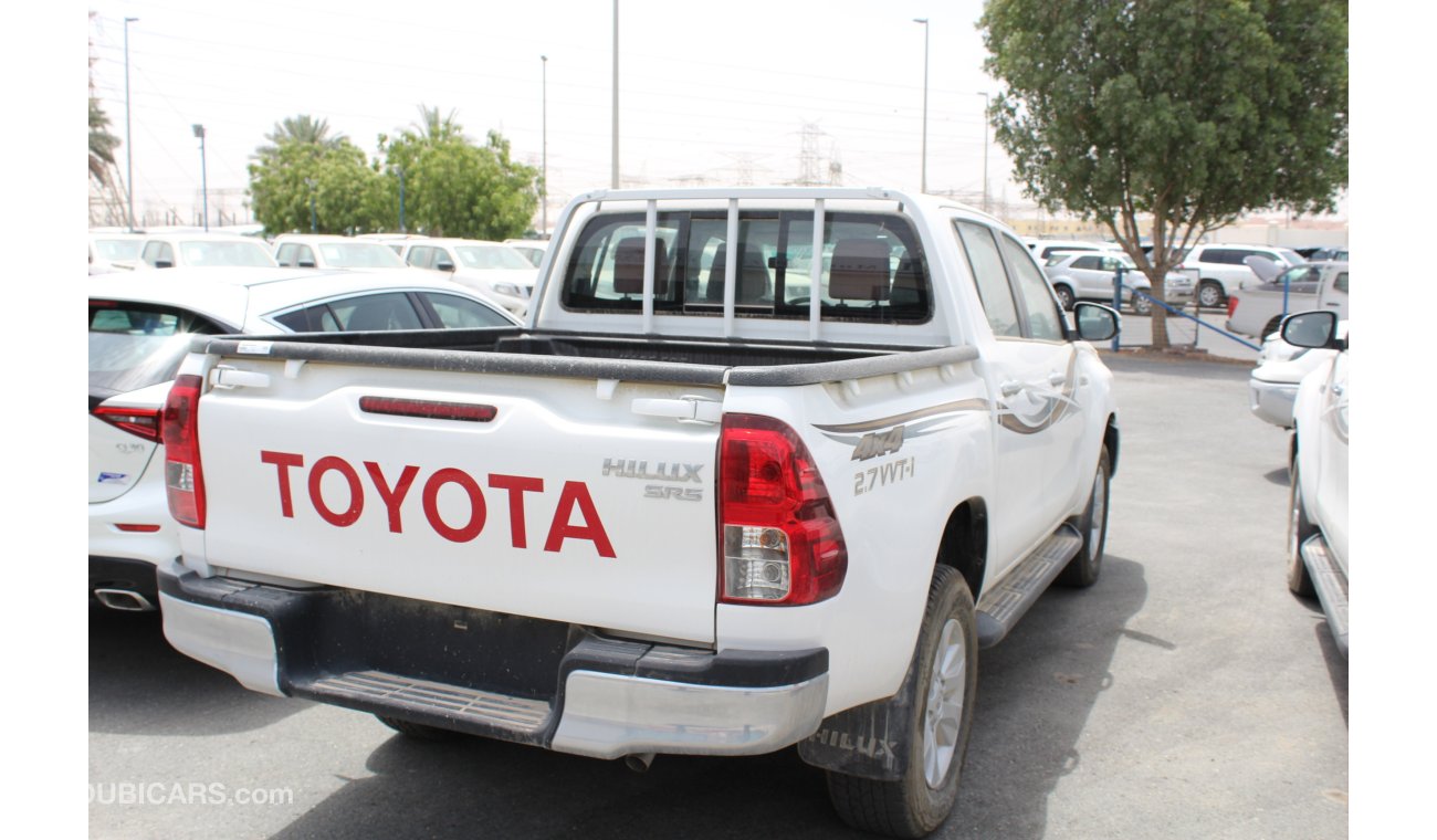 Toyota Hilux Toyota Hilux Gasoline 2.7 L  2017