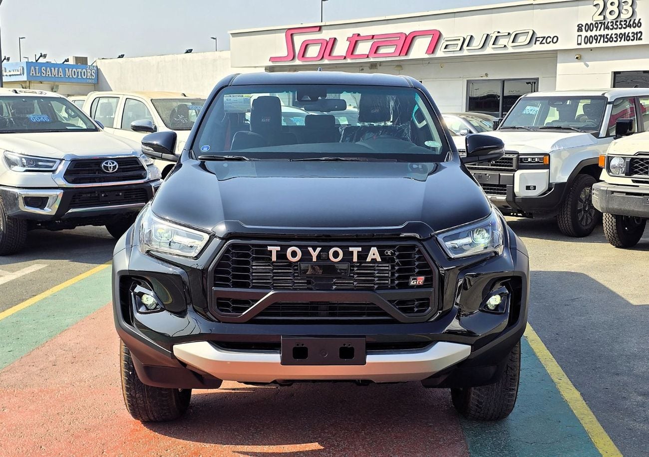 تويوتا هيلوكس GR Sport 2.8L