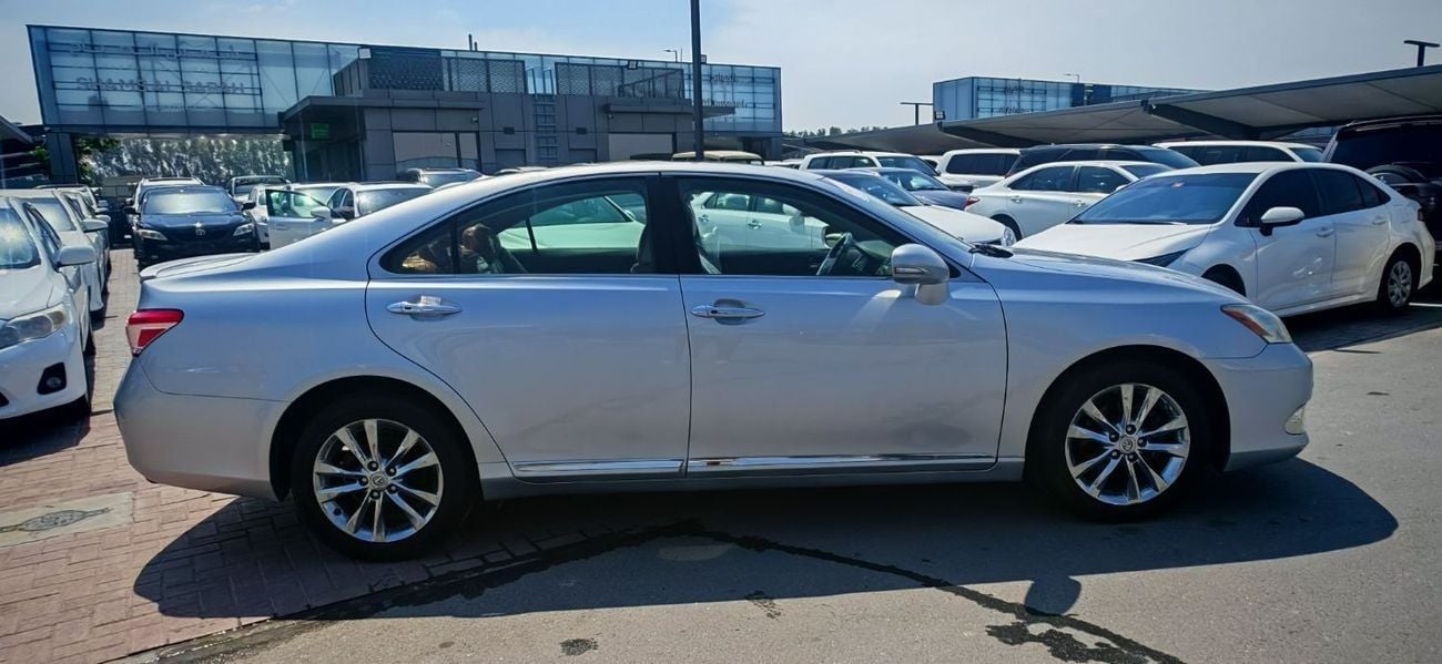 لكزس ES 350 BASE