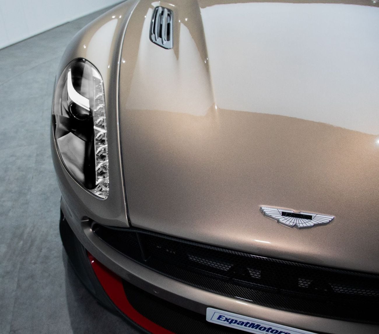 Aston Martin Vanquish