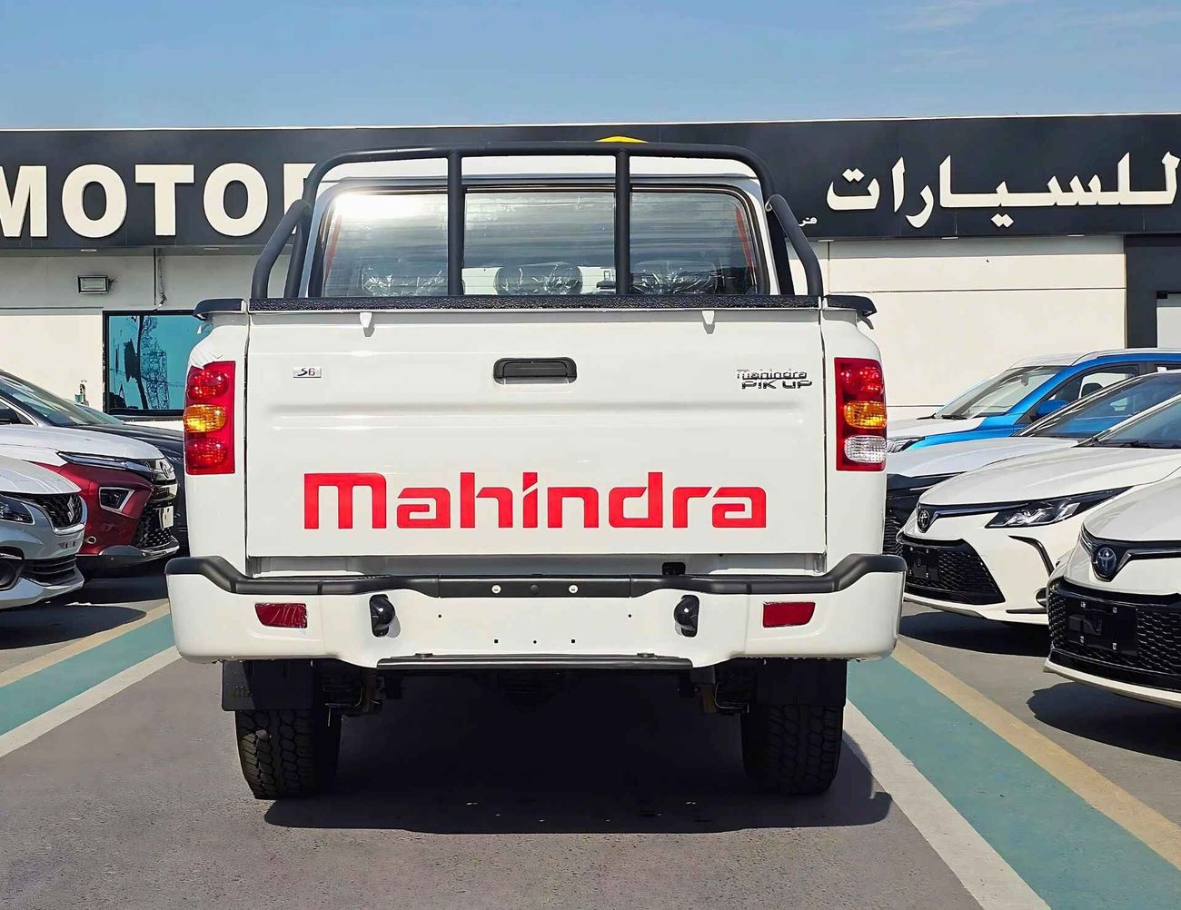 Mahindra Pik Up 2.2TURBO V4 DIESEL / M/T / DOUBLE CABIN / 4WD (CODE # 69031)