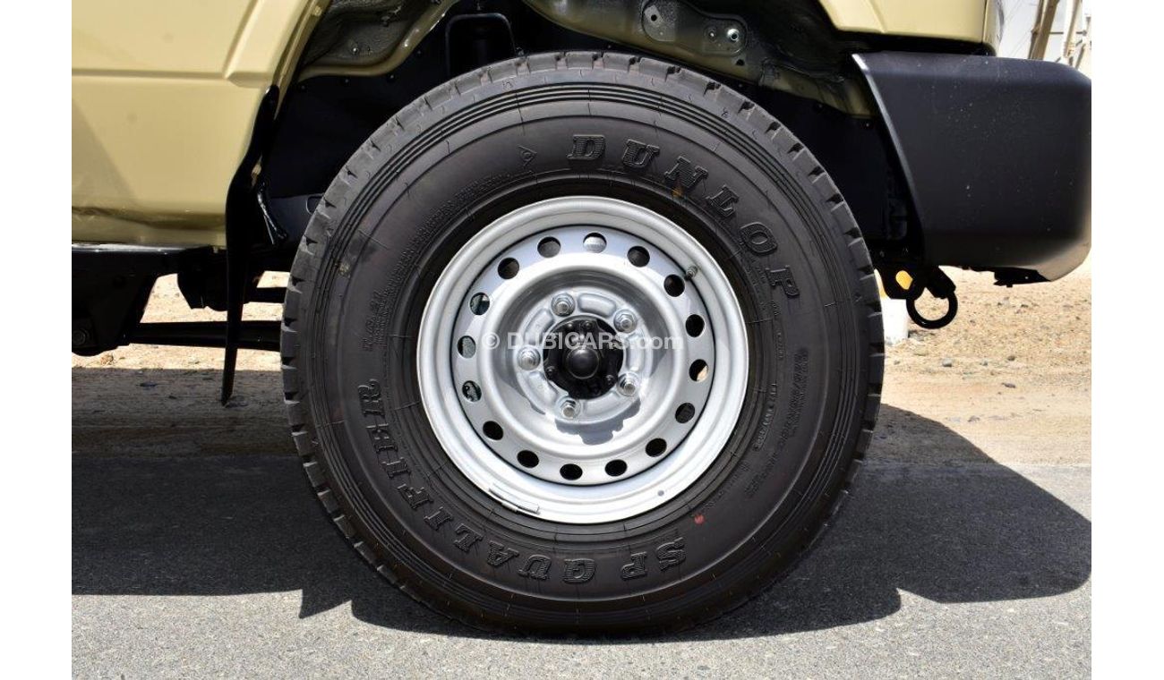 Toyota Land Cruiser Pick Up 4.0L SINGLE CAB PICKUP BASIC WITH MANUAL WINDOW