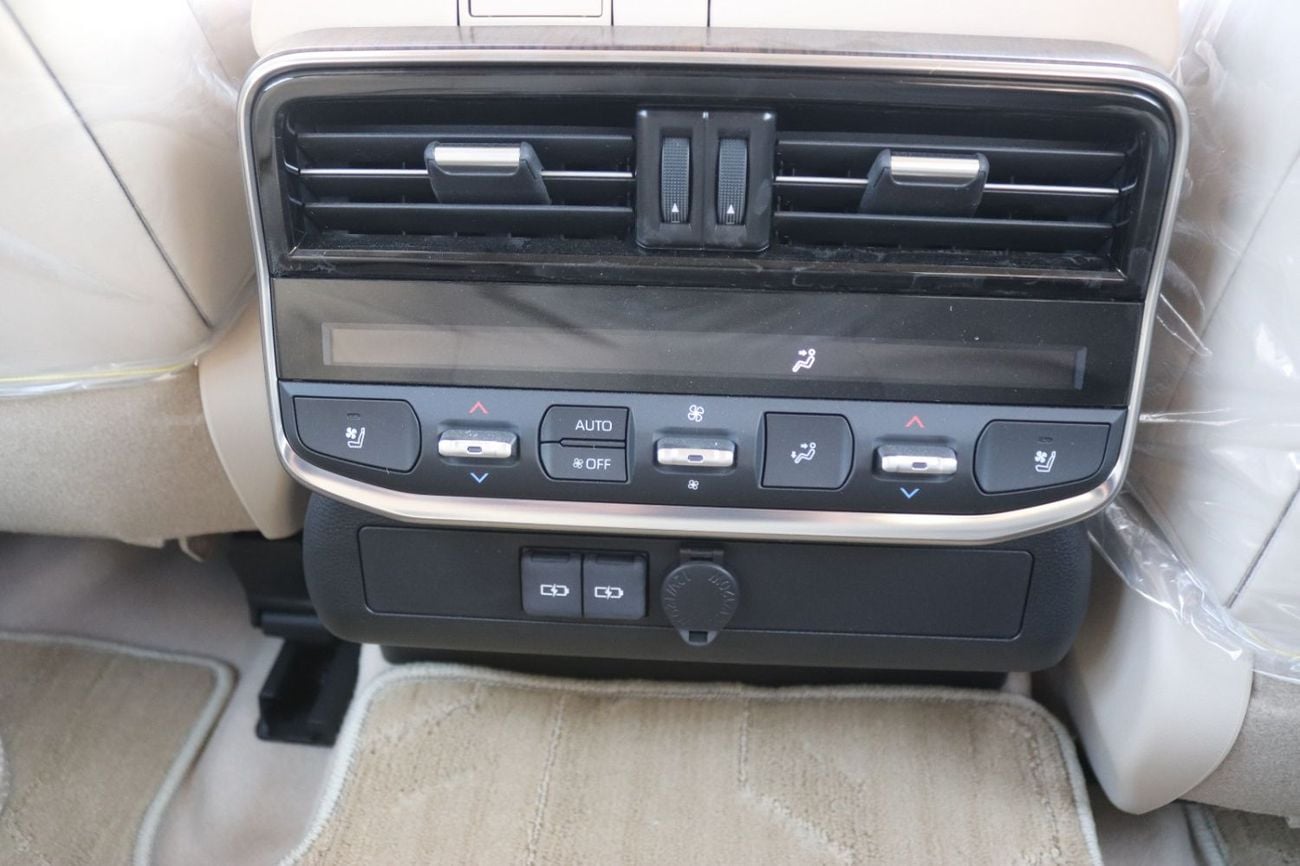 Toyota Land Cruiser VXR