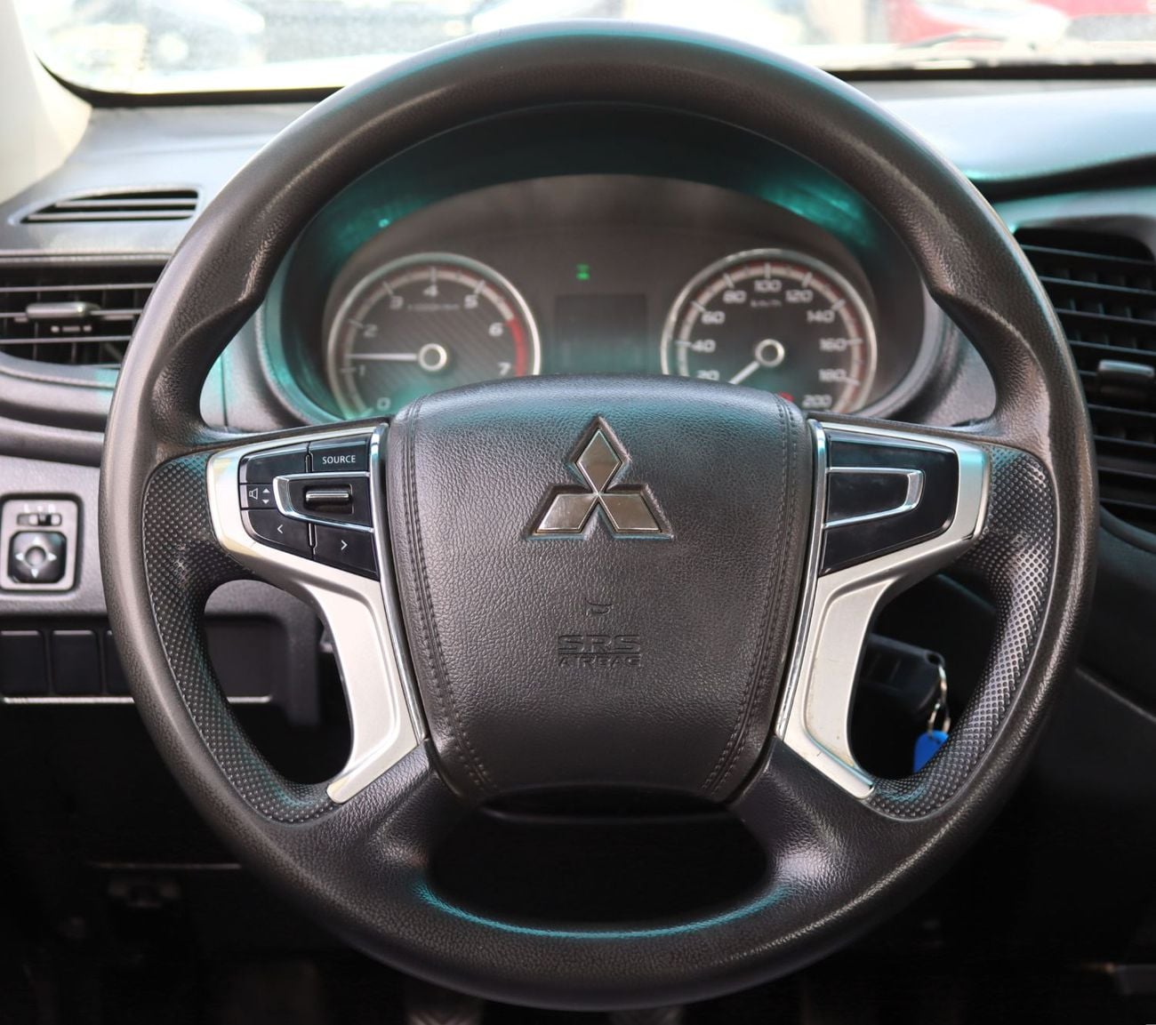 Mitsubishi L200 GLX TOP