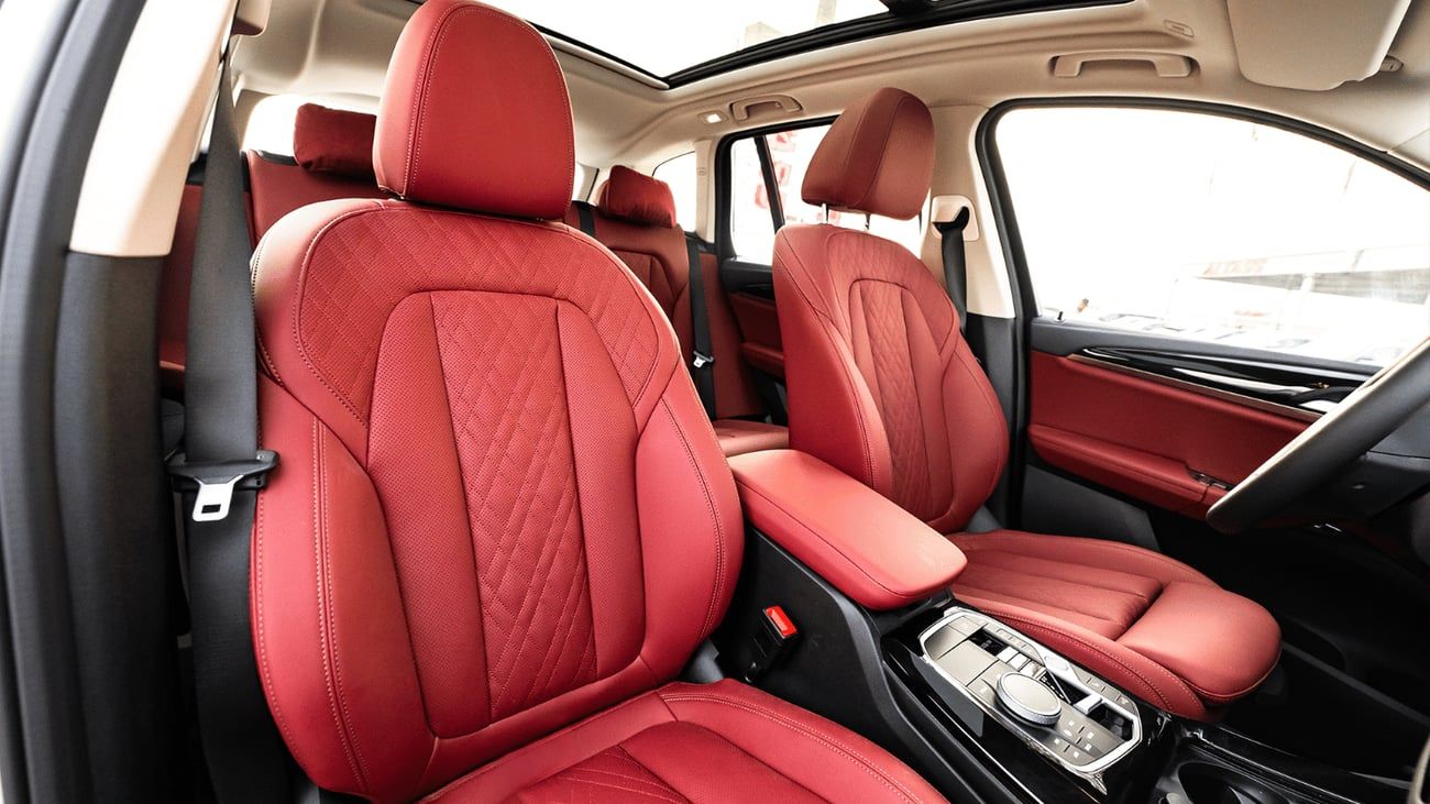 بي أم دبليو iX3 2025 | BMW IX3 LEADING VERSION M SPORT