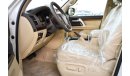 Toyota Land Cruiser 5.7 VX V8 - Model 2017 - White/Beige Interior