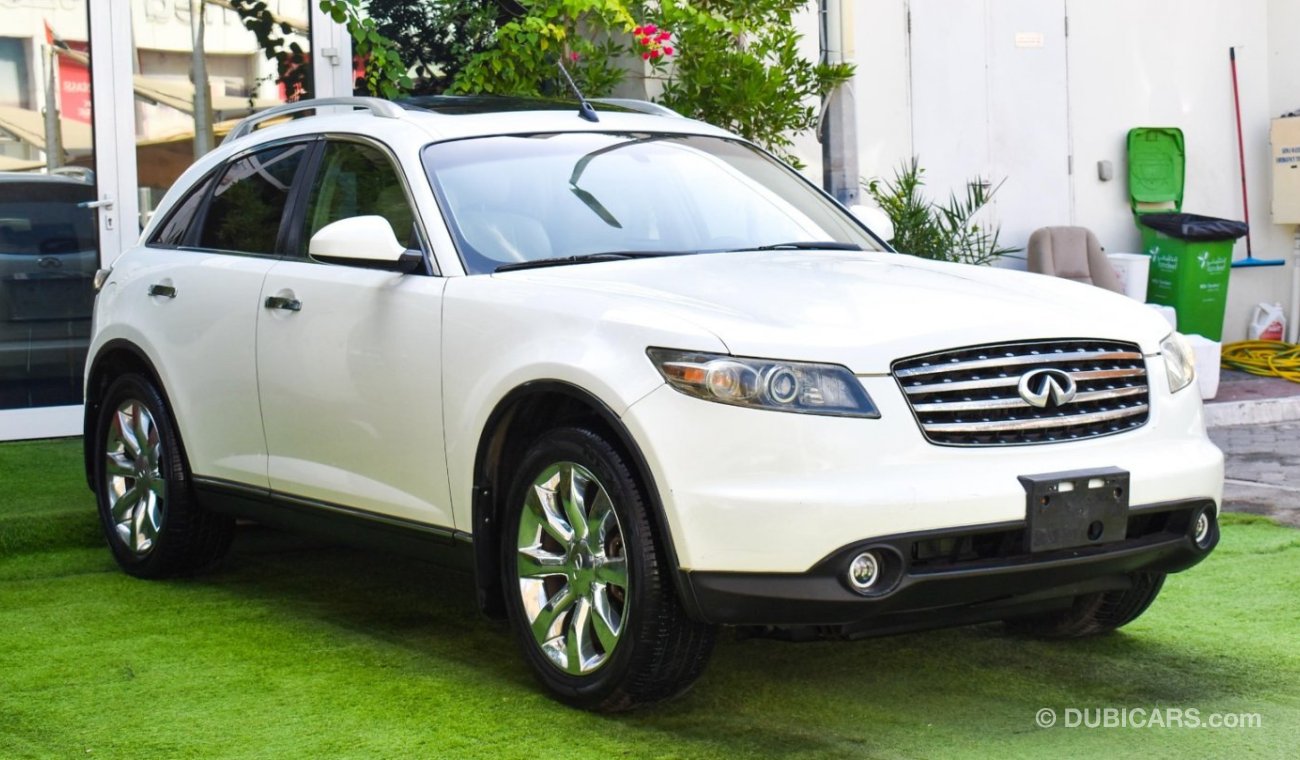 Infiniti FX45 2005 model, number one, leather hatch, sensors, wheels, in excellent condition