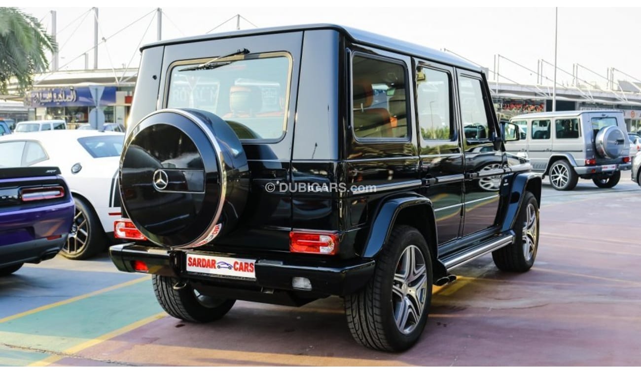 Mercedes Benz G63 AMG V8 Biturbo Without Sunroof