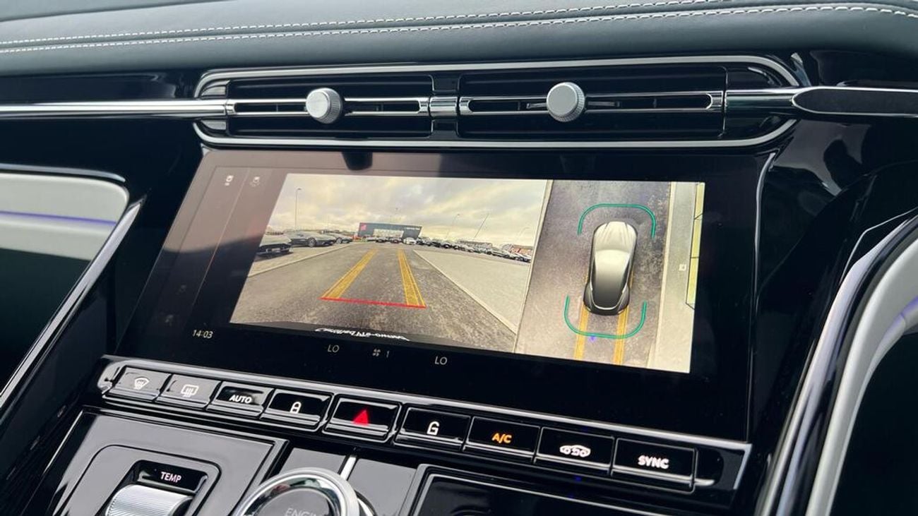 أستون مارتن DB12 2026 Aston Martin DB12 4.0 V8 Auto Euro 6 (s/s) 2dr (EXPORT ONLY ) Right hand Drive