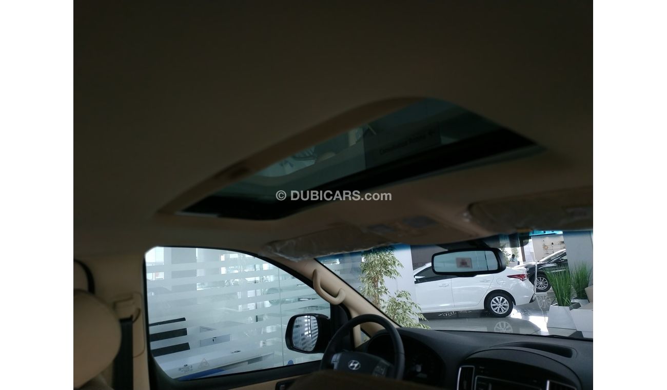 Hyundai H-1 HYUNDAI H1 9 SEATS 2019 MODEL