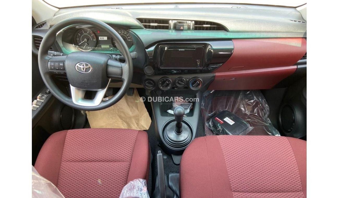 تويوتا هيلوكس DC DIESEL 2.4L 4x4 6MT Plast Bump, AC, 6STR, AIR COMP, 2SPK, 2ABG, AVAILABLE IN COLORS