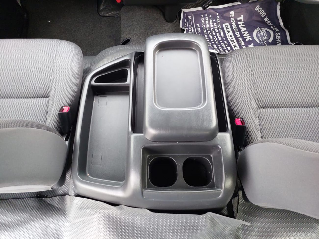 Toyota Hiace TOYOTA HIACE COMMUTER VAN RHD 2017 MODEL 2.7 L PETROL AUTOMATIC(PM81432)