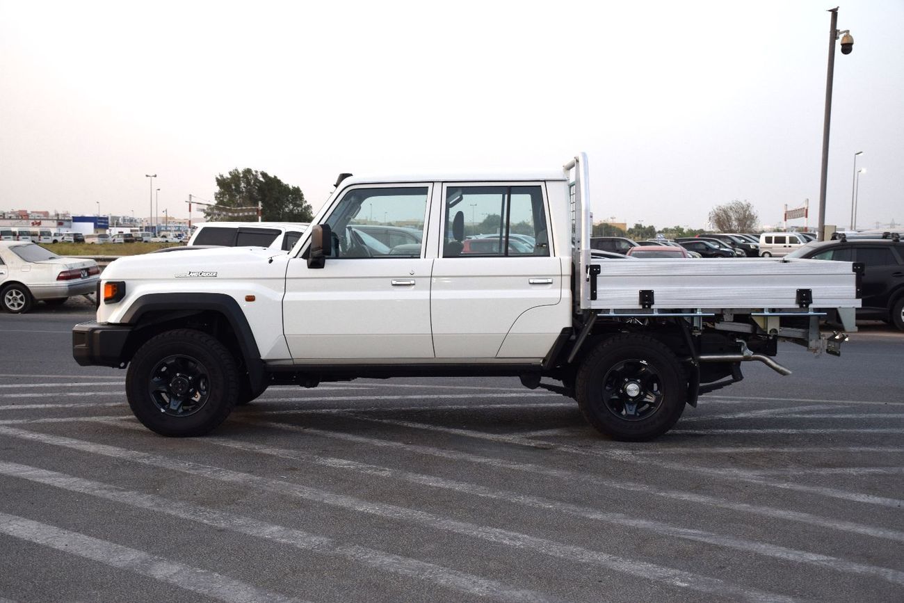 Toyota Land Cruiser Pick Up 4x4 Diesel 2.8L (Right hand)