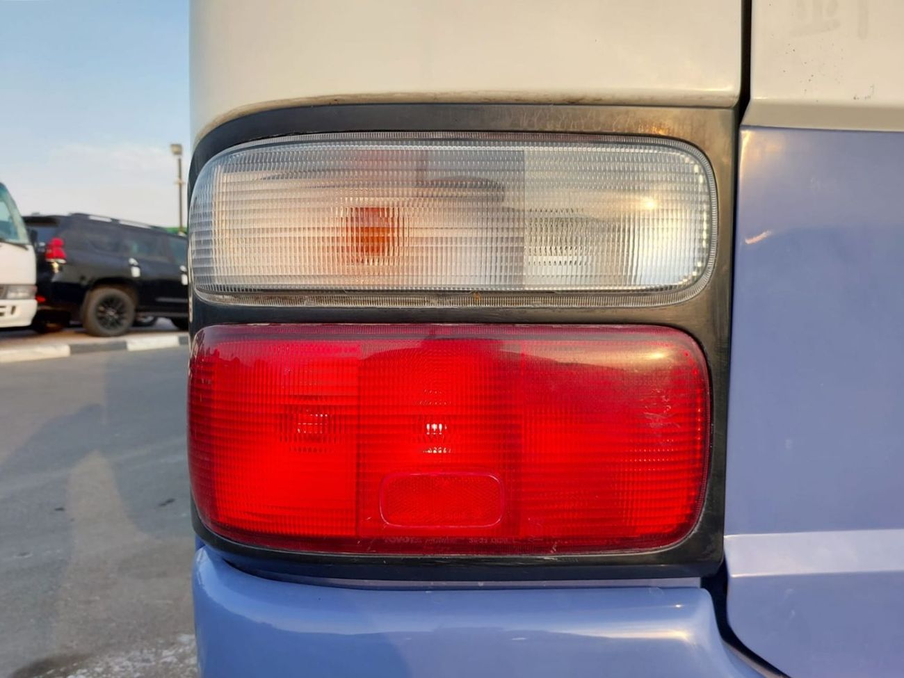 تويوتا كوستر 2002 TOYOTA COASTER BUS RHD 4.1 L DIESEL AUTOMATIC (PM11068)