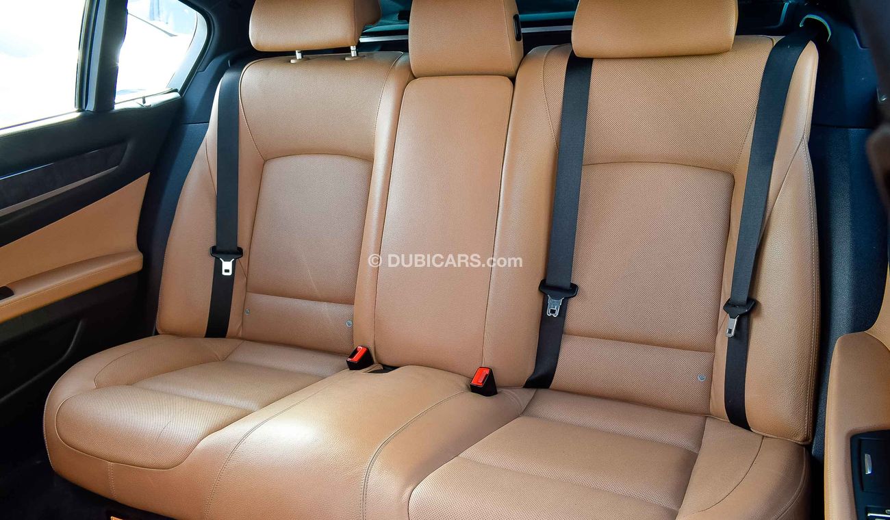 BMW 750Li 2010 Model VIP edition 3 DVD  Cold heated seats soft closing doors
