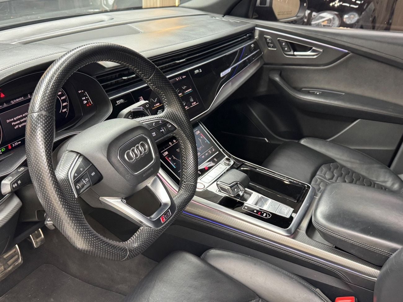 أودي RSQ8 quattro 4.0L