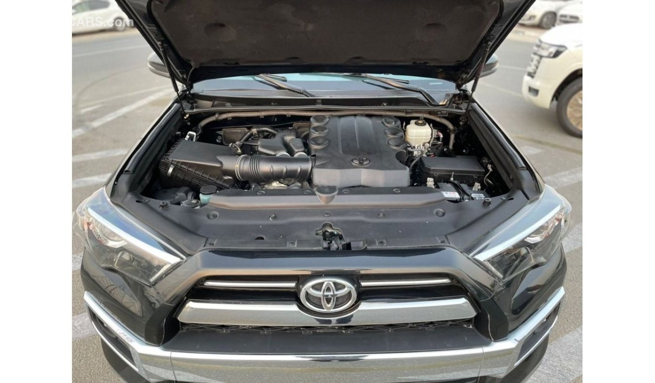 Toyota 4Runner 2018 Toyota 4Runner SR5 Premium 4x4  / Export Only / فقط للتصدير