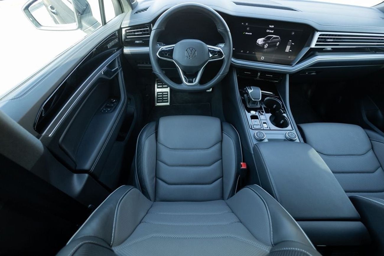 فولكس واجن طوارق R-Line 3.0L AWD