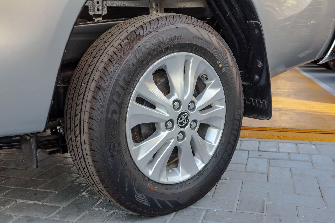 Toyota Hilux GL Toyota Hilux (TGN121) 2.7L pick up 2026 RWD manual push start