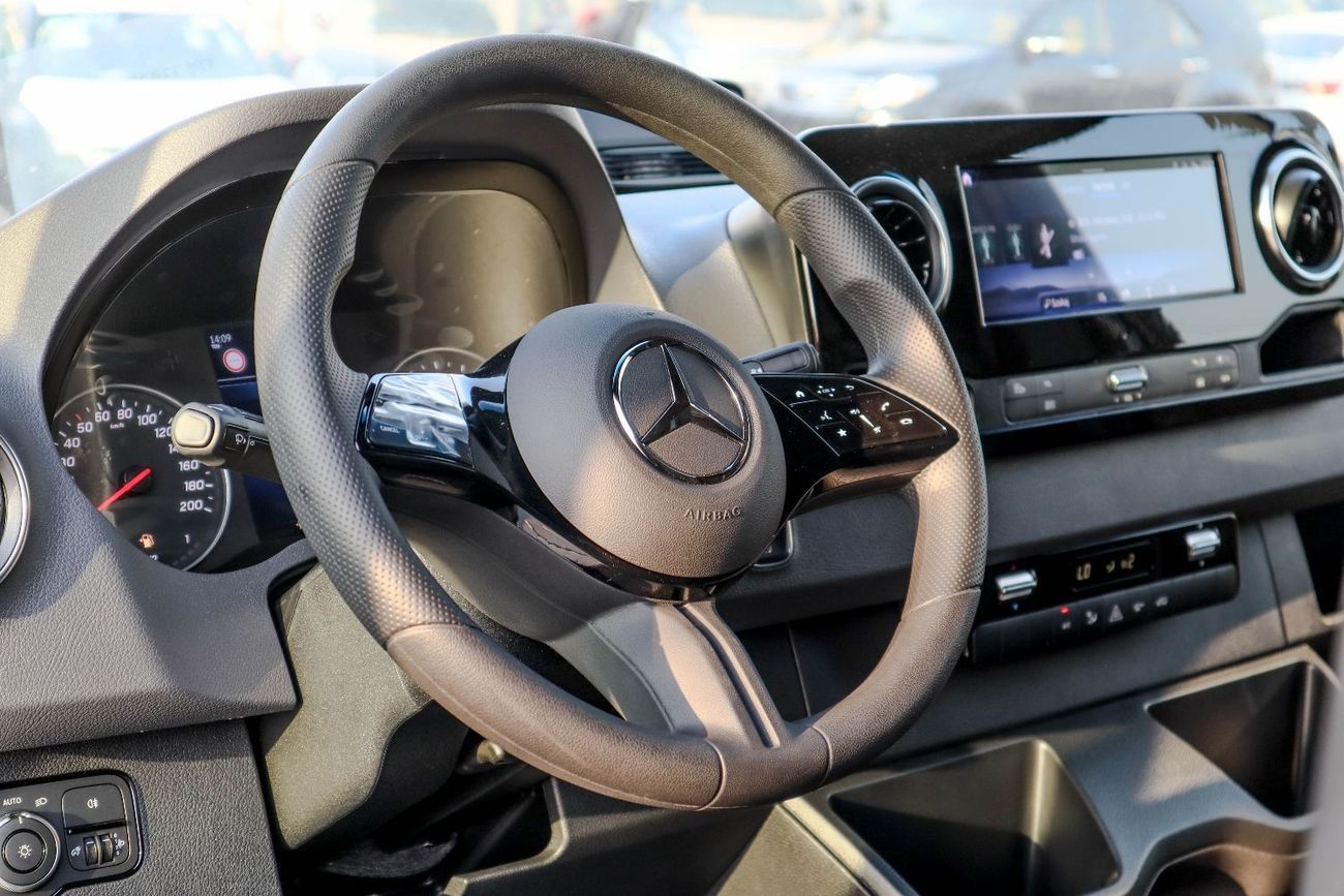 Mercedes-Benz Sprinter Mercedes-Benz Sprinter 519 CDI – 2025 Model