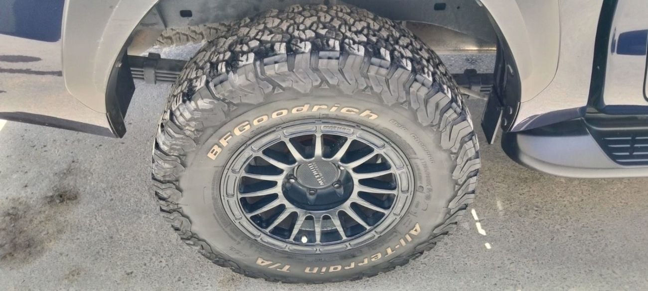 Toyota Hilux ADVENTURE