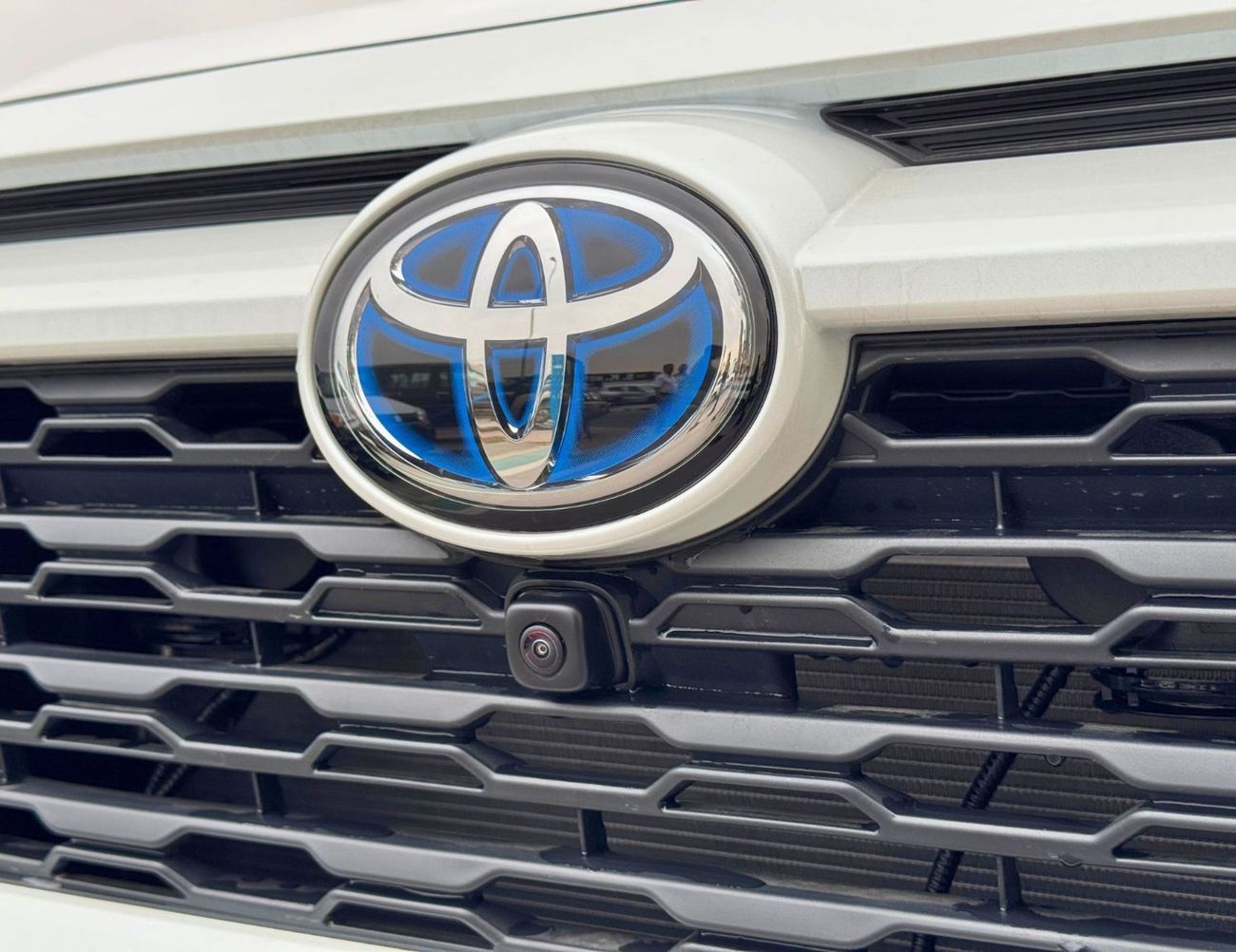 Toyota RAV4 ELITE / 2.5L HYBRID / 360* WITH PANORAMIC ROOF / FULL OPTION (CODE # HYBRID)