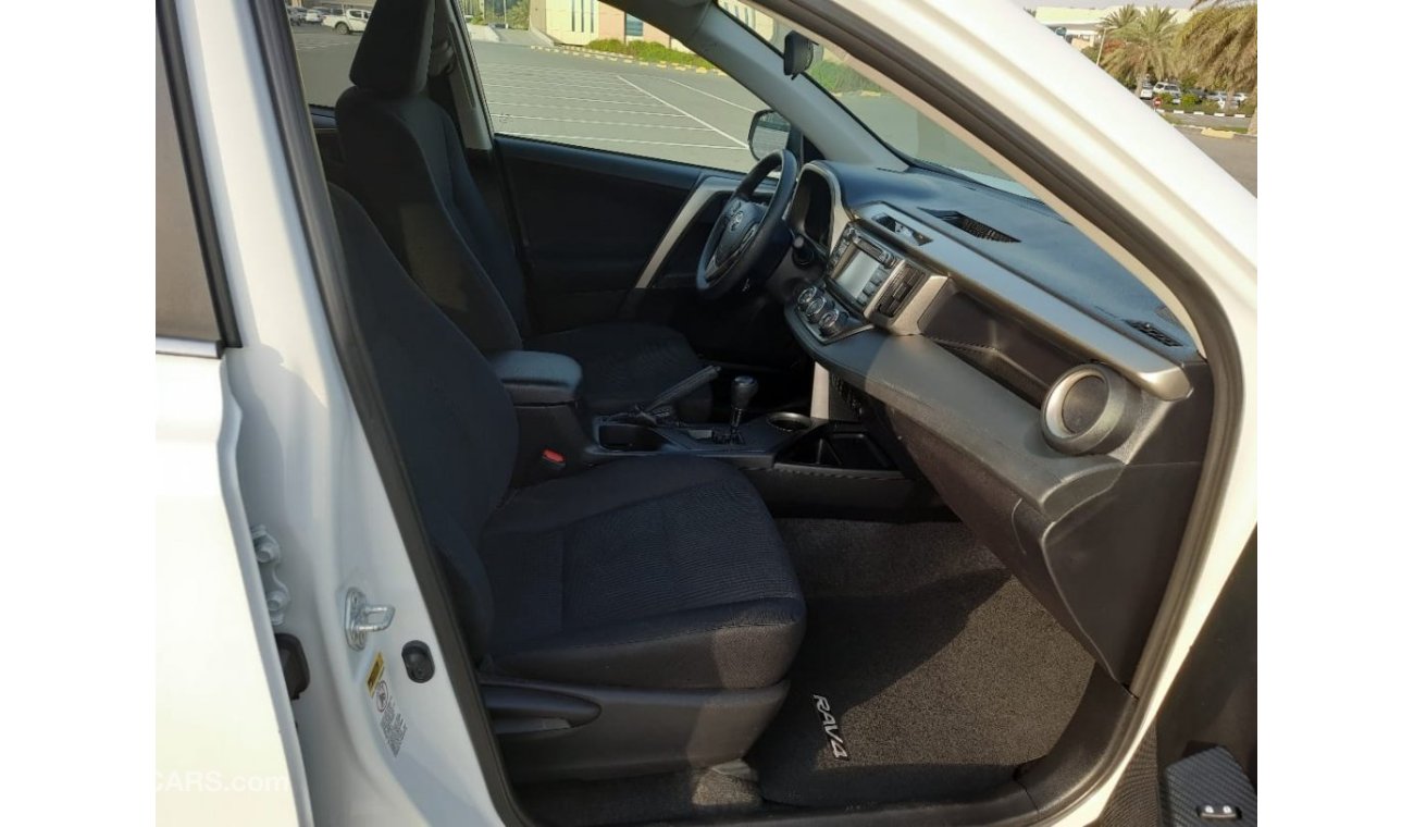 Toyota RAV4 EX Toyota rav_4  (USA-SPEC) 4*4 - 2015- VERY GOOD CONDITION