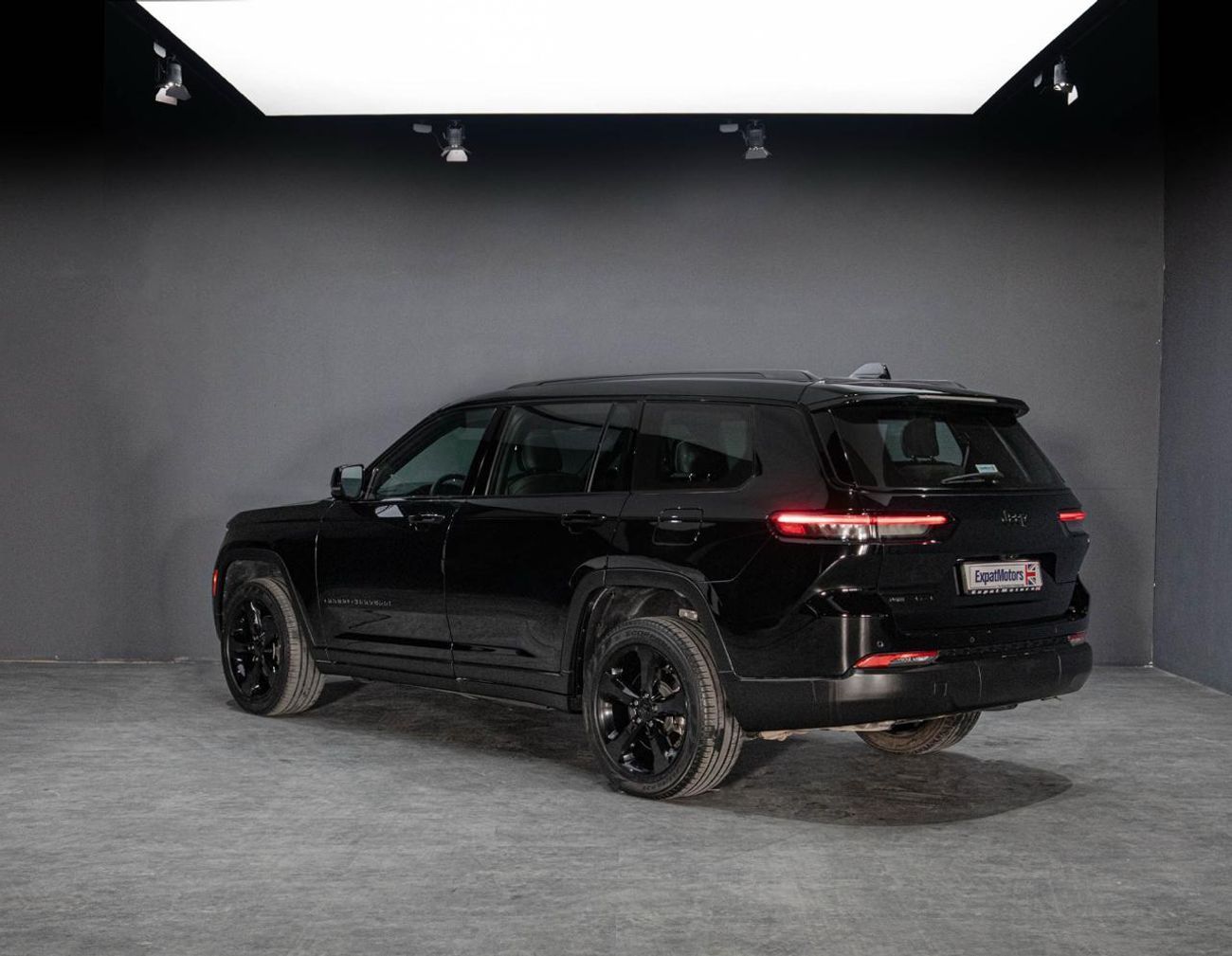 جيب جراند شيروكي L Altitude 3.6L