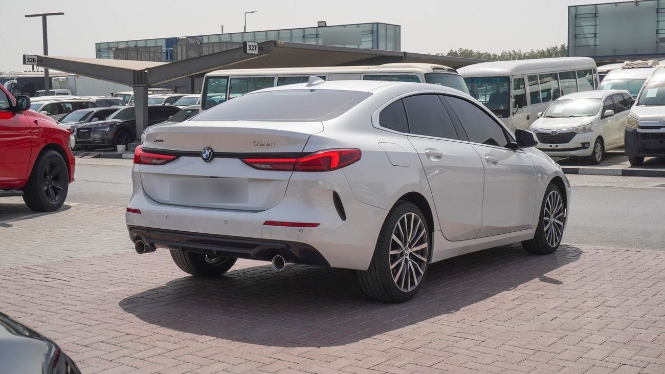 بي أم دبليو 328i XDrive