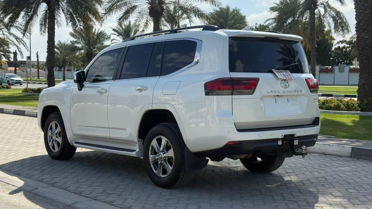 Toyota Land Cruiser Sahara export from Australia