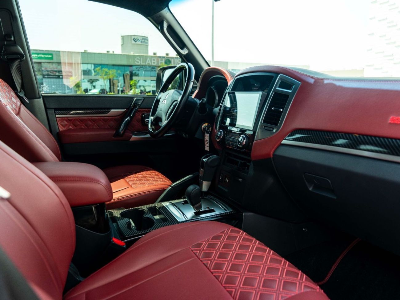 Mitsubishi Pajero GLS Mid 3.8L (243 HP)