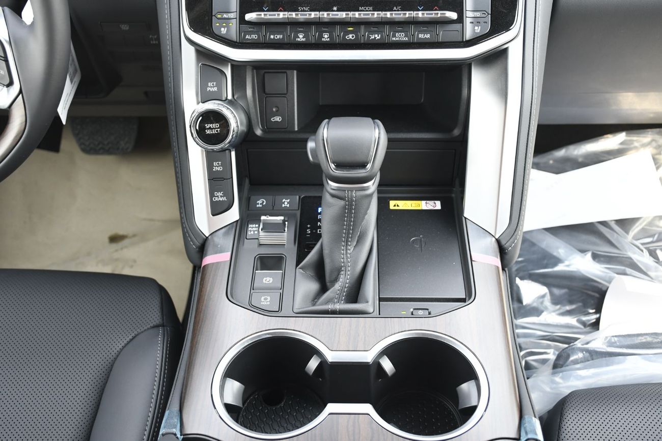 Toyota Land Cruiser 4.0L GXR With Rader (Ready Stock)