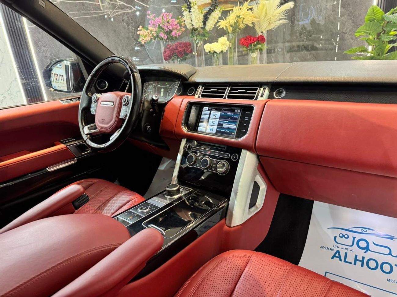 Land Rover Range Rover Supercharged 5.0L VIP RANGE ROVER VOGUE || SUPERCHARGE || RADAR || TOP RANGE || GCC || FREE ACCIDENT