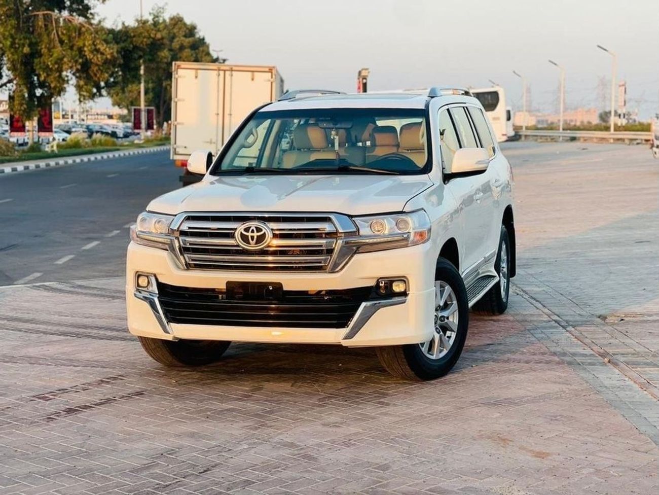 تويوتا لاند كروزر Toyota Hilux pickup 2021 GR Full Option Diesel 2.8