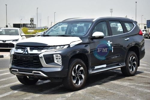 ميتسوبيشي مونتيرو GLA P Line 3.0L Petrol 4WD 7 Seat Automatic