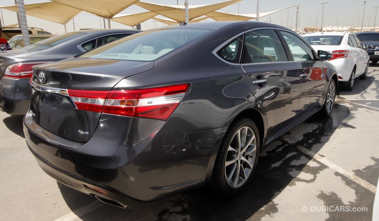 Toyota Avalon XLE