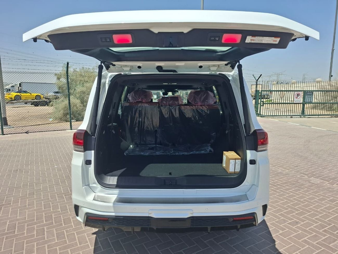 Toyota Land Cruiser VXR