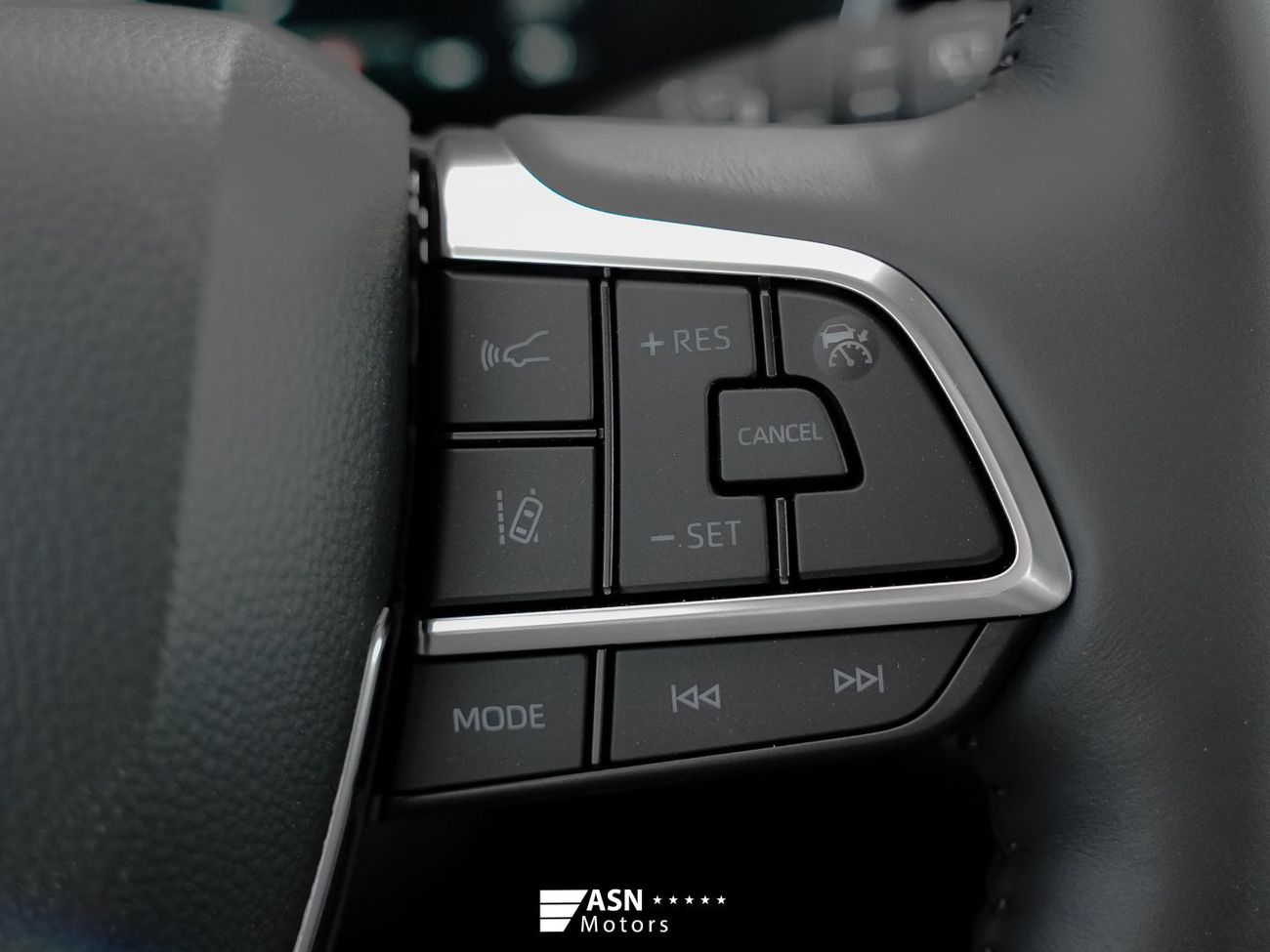 تويوتا هايلاندر 2.5L Hybrid AWD Extreme Edition 7 Seats 2025 (Export Price)