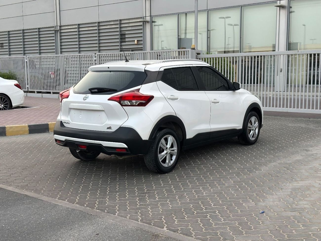 Nissan Kicks S 1.6L